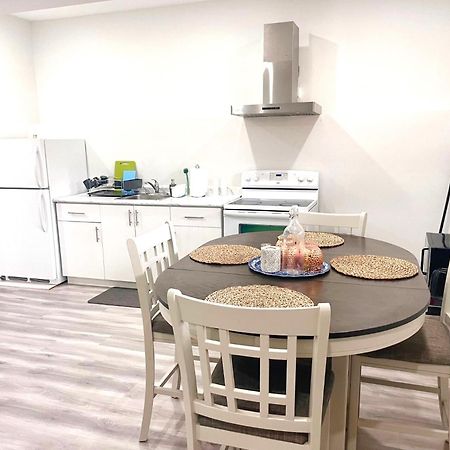 Scarborough New 2-Bedroom Basement Toronto Buitenkant foto